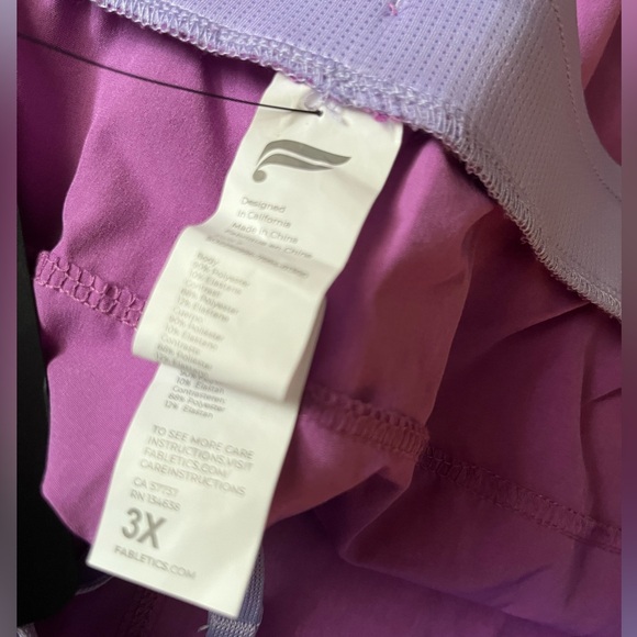 Fabletics Fundamental Shorts 3 X - Picture 3 of 13